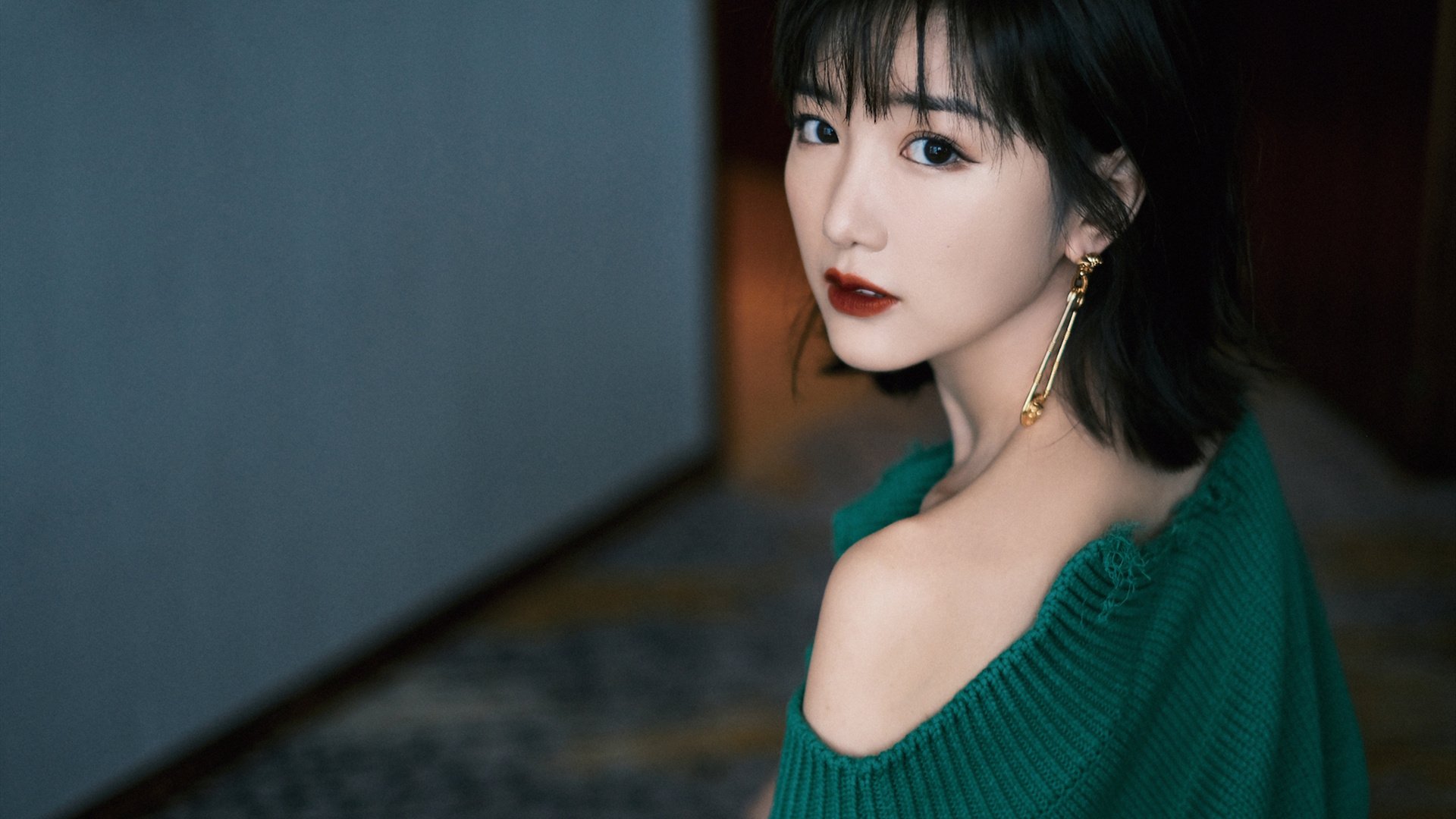 英超球队基于多维数据监测制定赛季训练负荷计划,英超球员体能